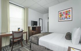 Hotel 140